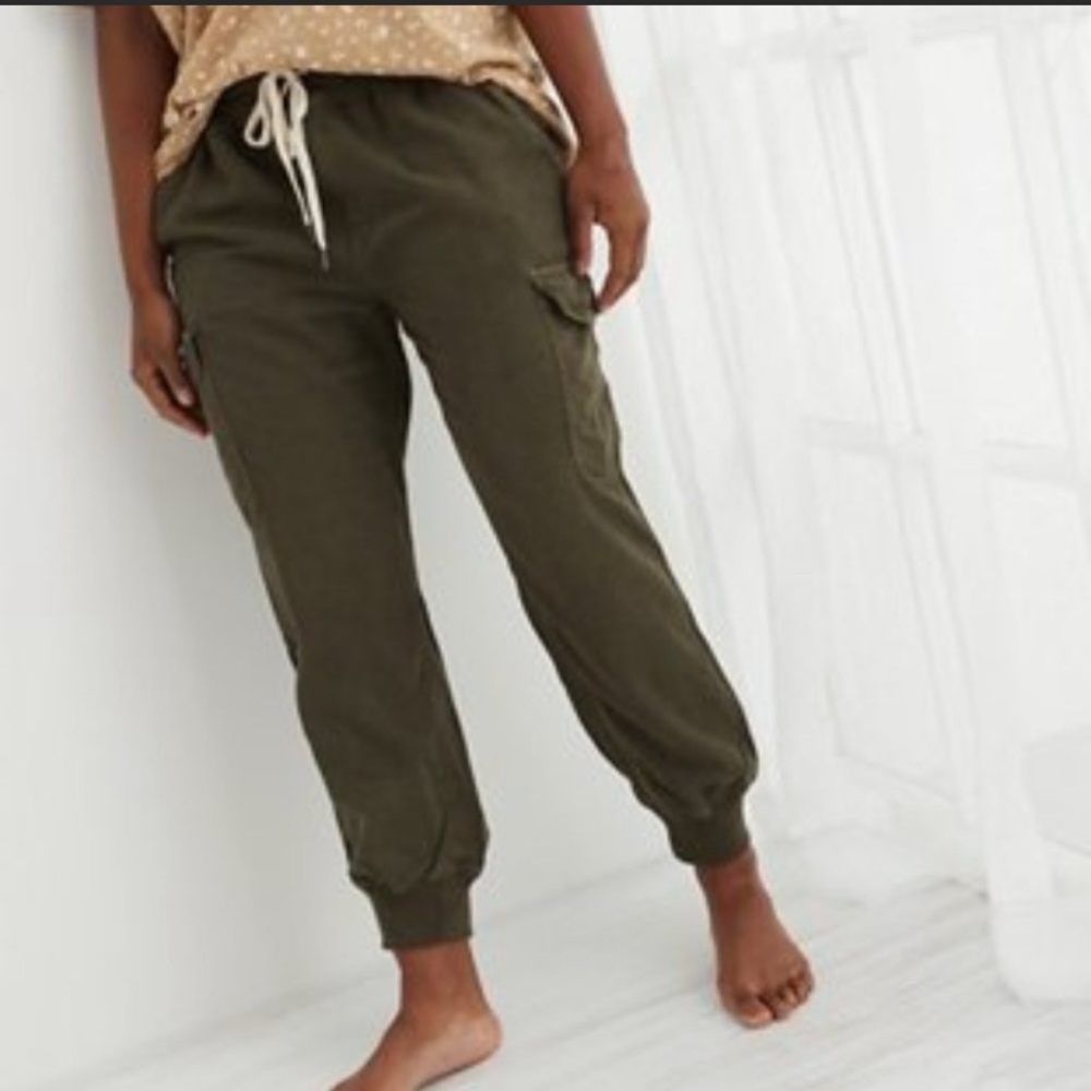 Aerie twill cargo jogger
